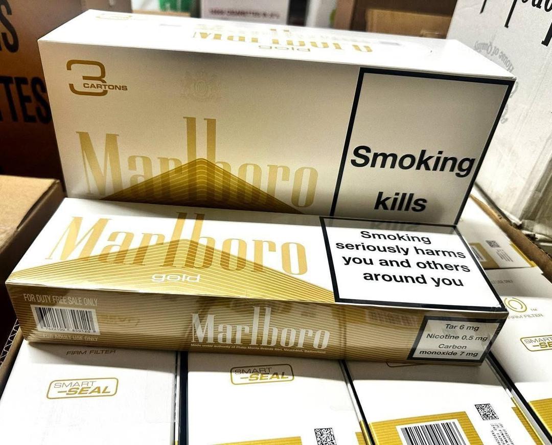 Buy Marlboro Gold Cigarettes - King Size - 20 Cigarettes - Image 7